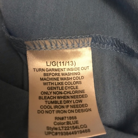 3 for 15$🔹🌀Yellowstone blue- gray tshirt Sz L - Picture 5 of 6